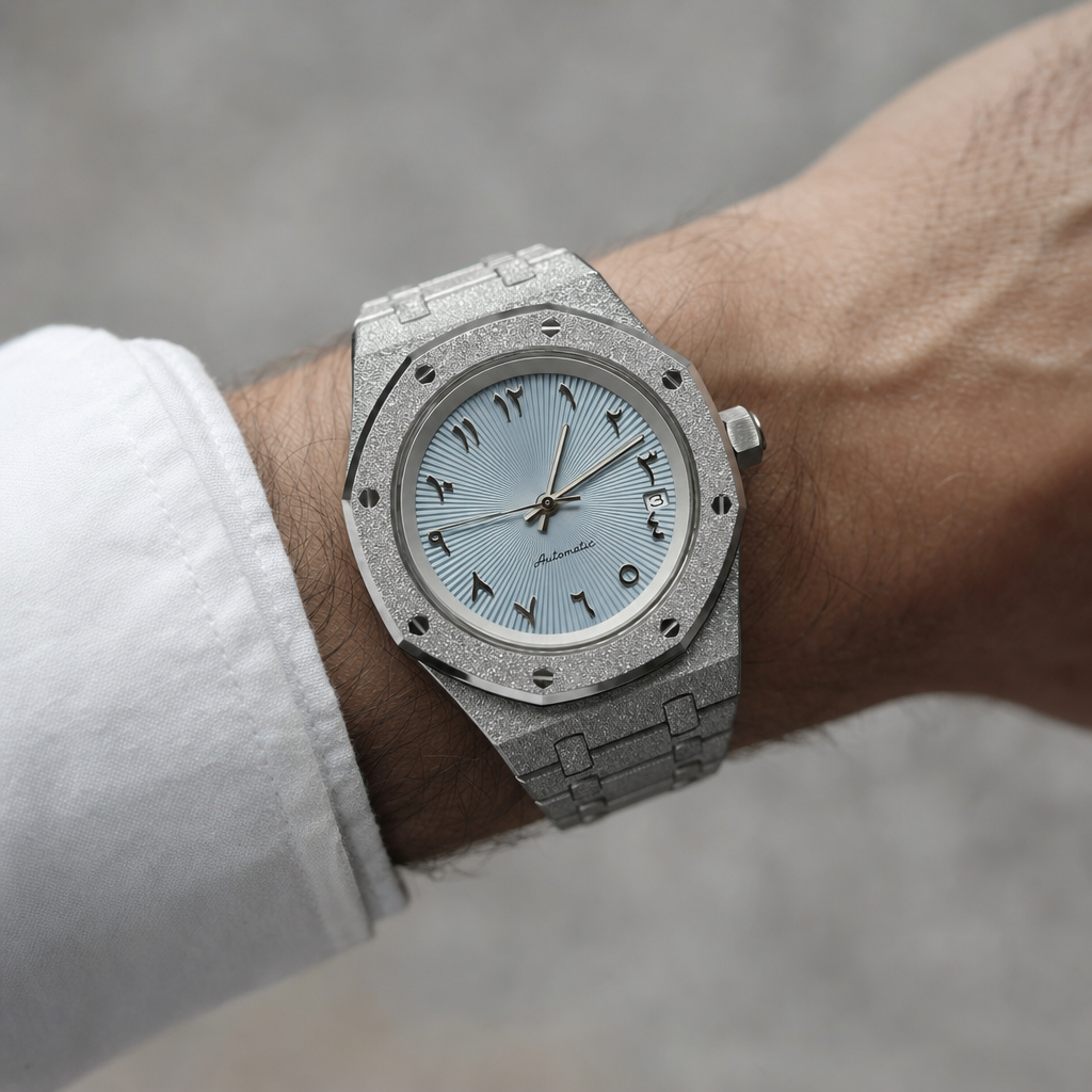 Montre Seiko mod SEIKOAK Arabic brillante portĂ©e au poignet â Time2Seiko