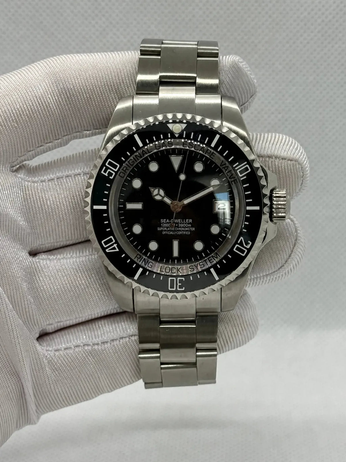 Montre mod Ghost King noire cadran et boĂźtier full black, vue de face