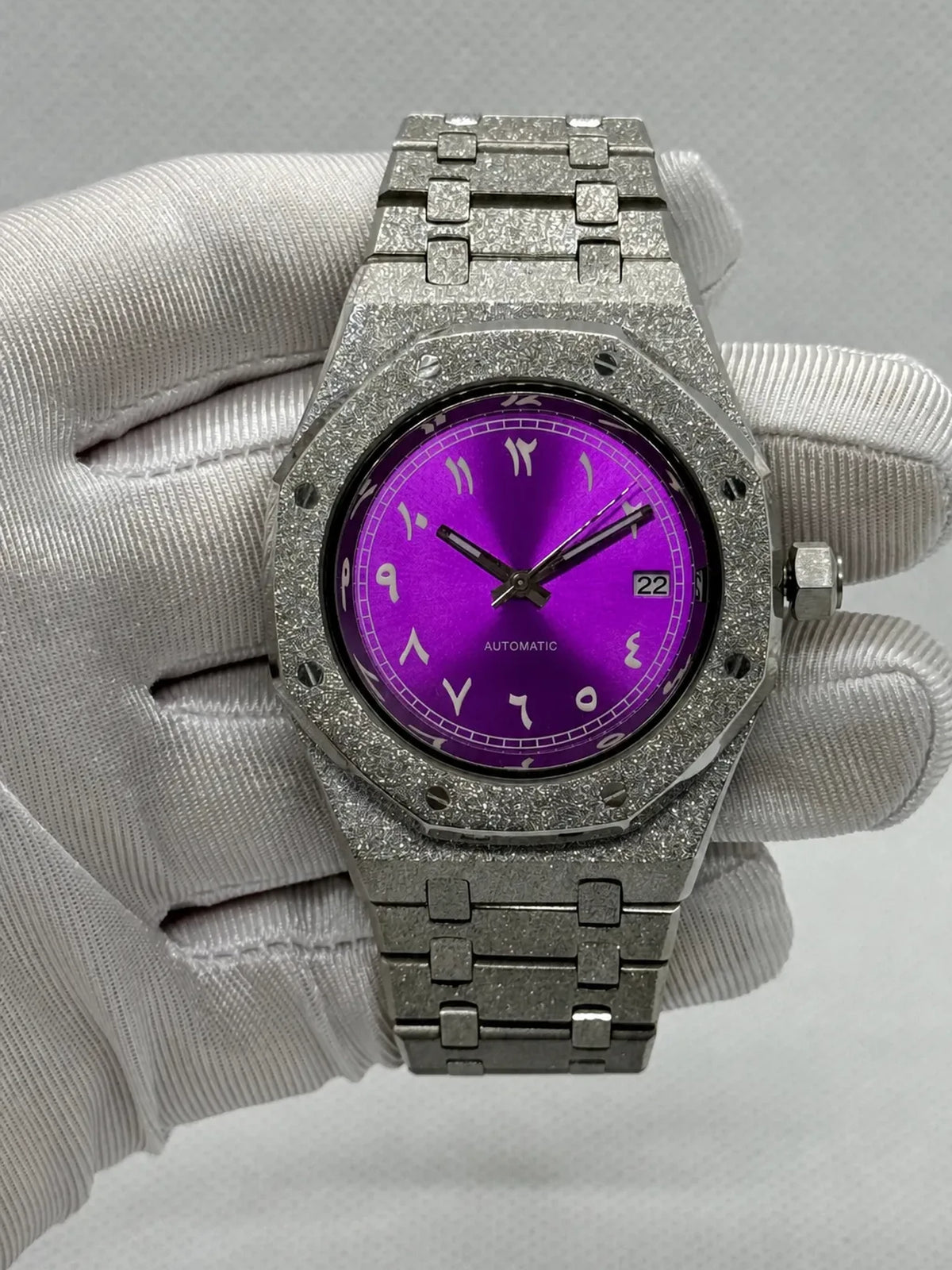 Montre Seiko mod SEIKOAK arabic brillante rose, vue de face â Time2Seiko