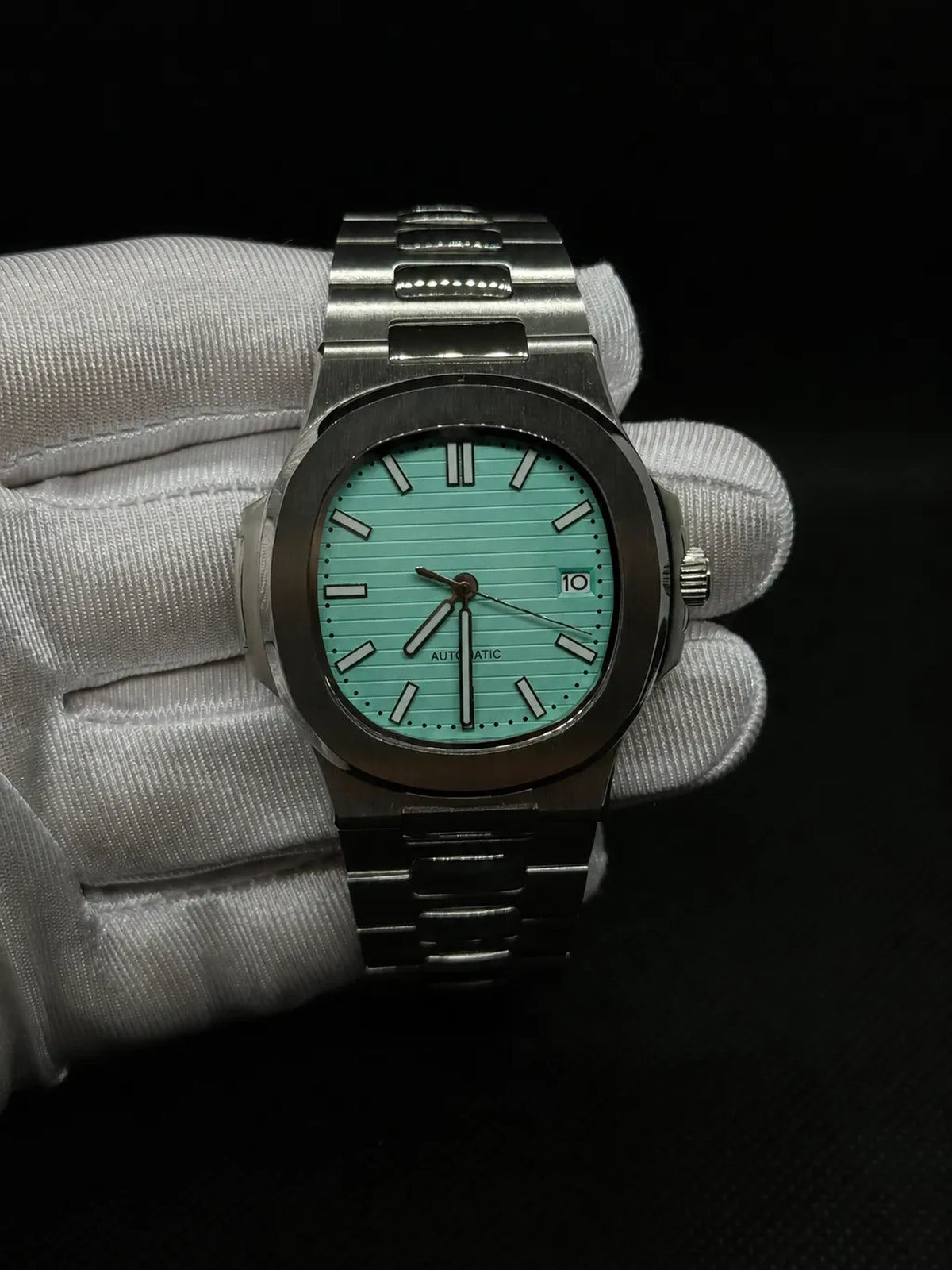 Montre Seiko mod SEIKOLUS Tiffany, vue de face — Time2Seiko