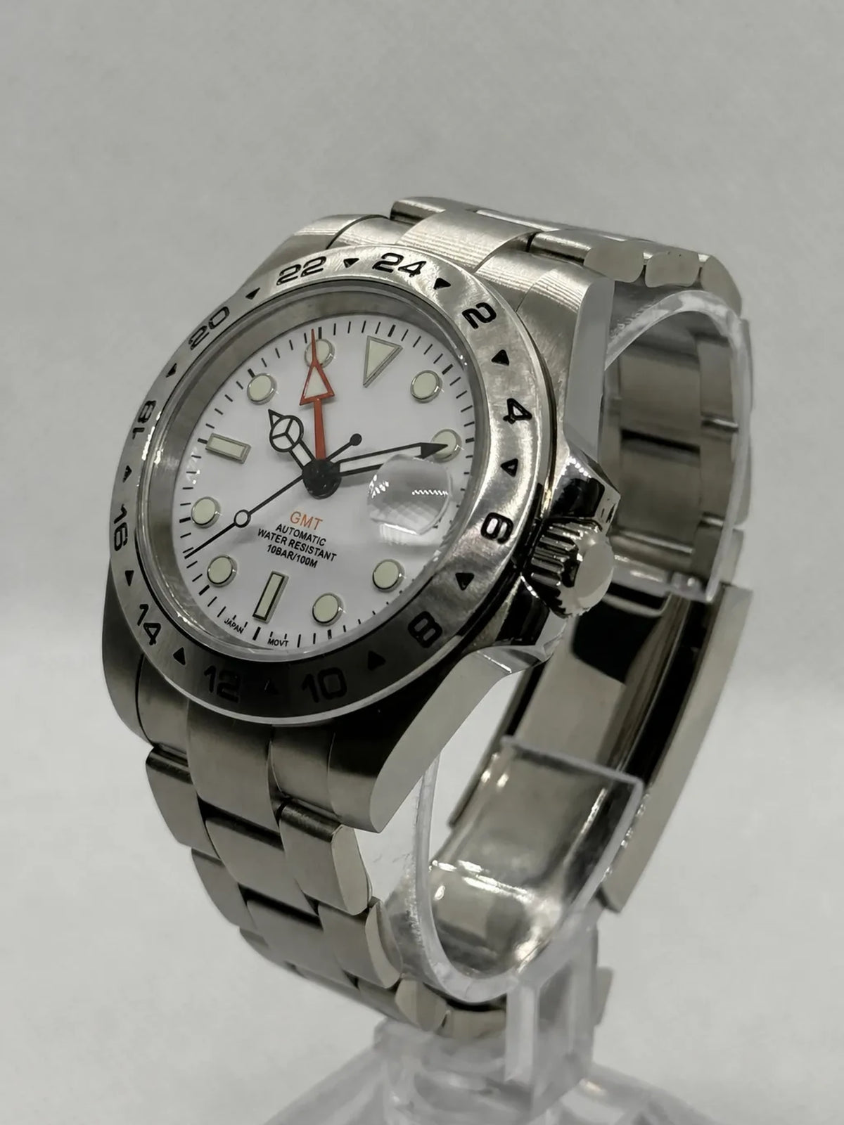 Montre Seiko mod SEIKO GMT White, vue 3 — Time2Seiko