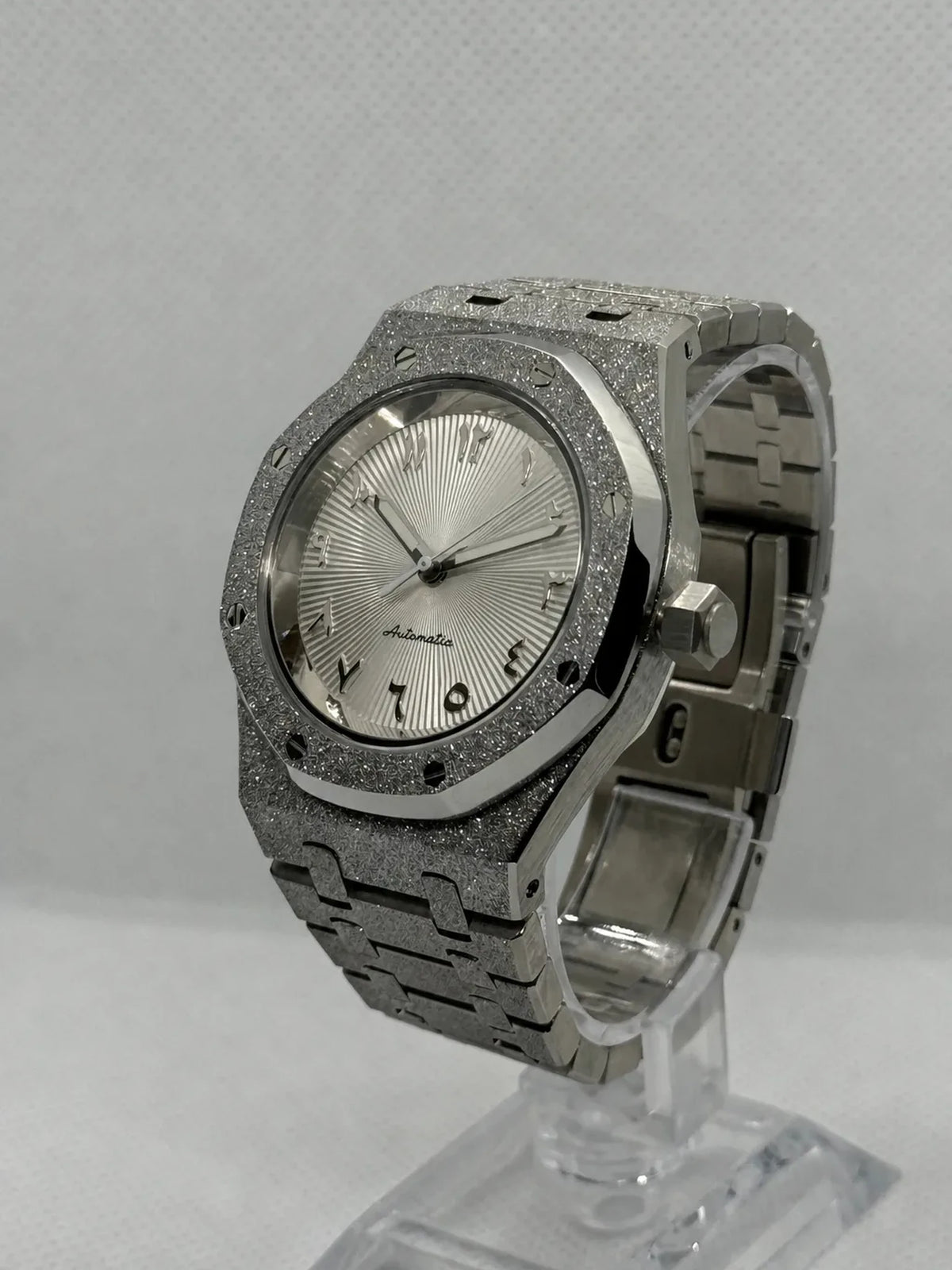 Montre Seiko mod SEIKOAK brillante arabic blanche, vue 3 — Time2Seiko