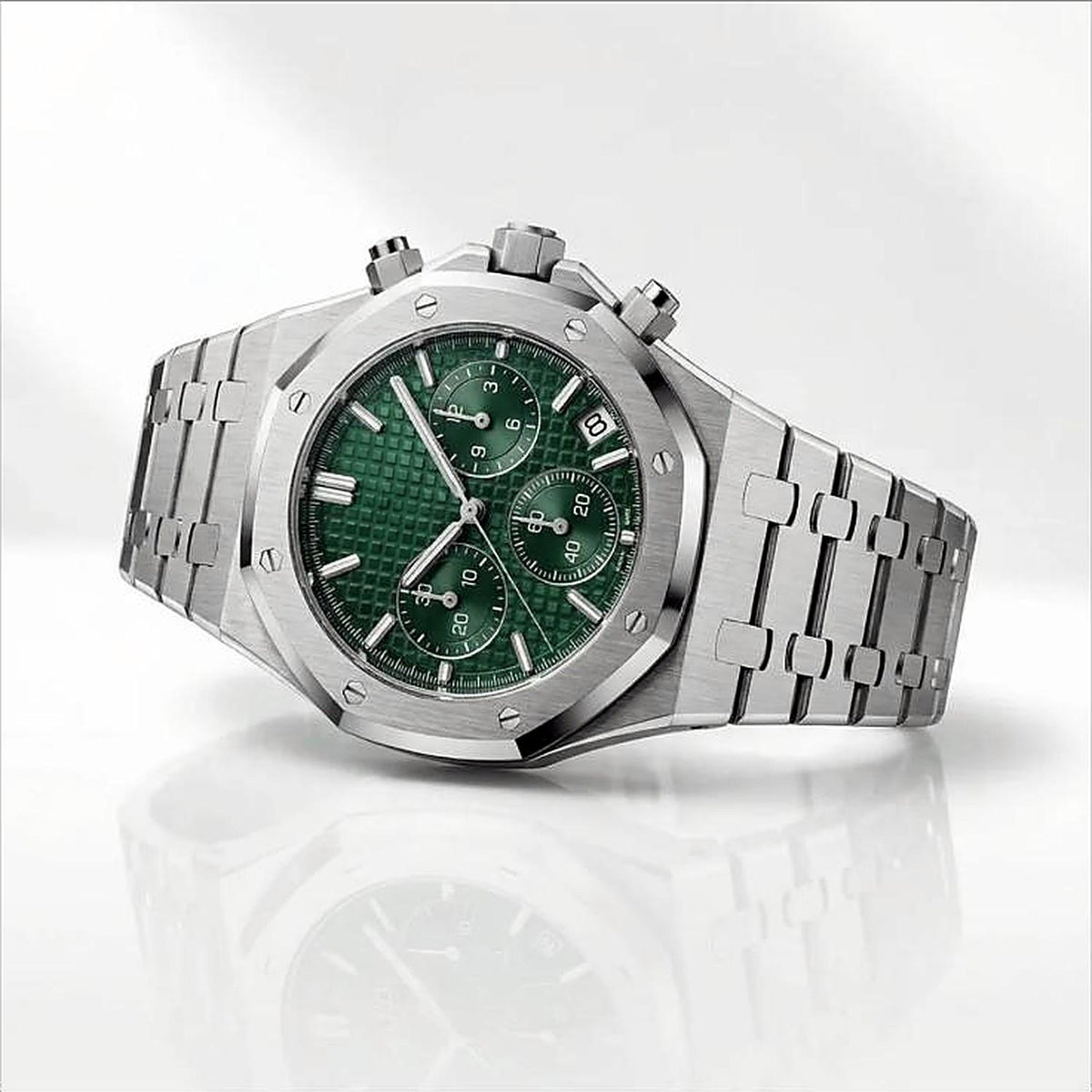 Montre Seiko mod SEIKOAK chronographe verte, vue trois-quarts — Time2Seiko
