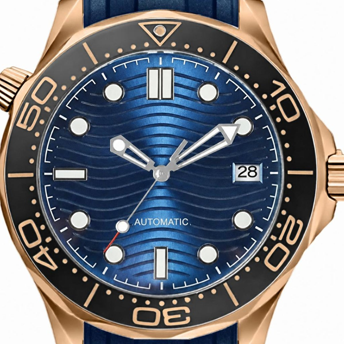Montre Seiko mod SEIKOMASTER rosegold blue rubber, gros plan sur le cadran — Time2Seiko
